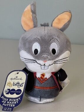 Hallmark Itty Bittys Bugs Bunny Plush in Gray with Peach Ears and Red Accent